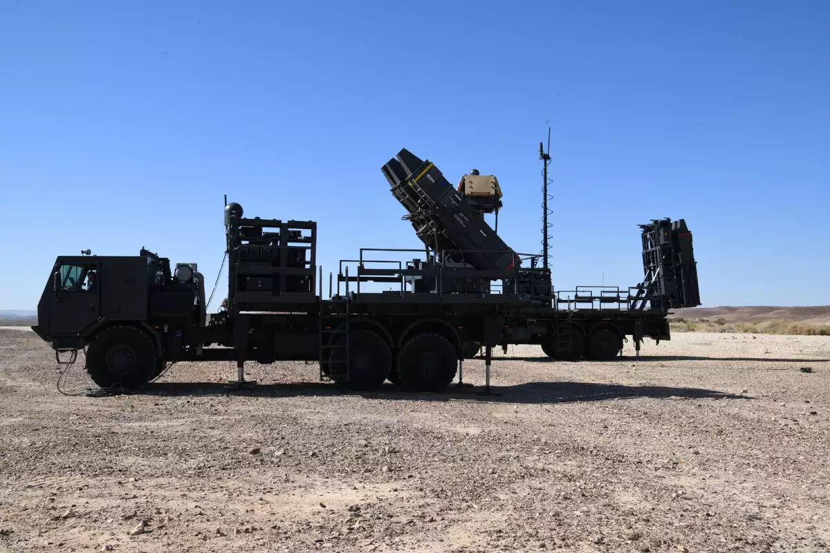 Avrupa ülkesinden sürpriz adım! Demir Kubbe satın alıyorlar - 1. Resim