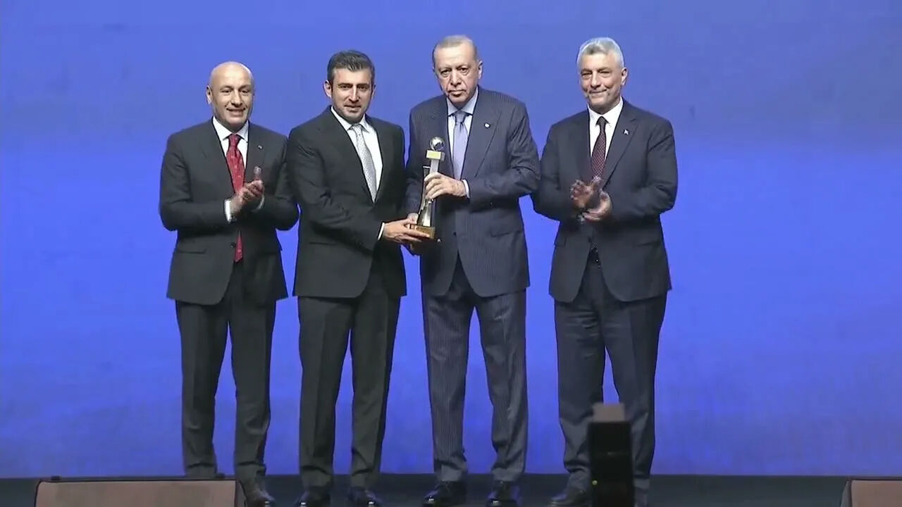 Cumhurbaşkanı Erdoğan, yıl sonunu işaret edip hedefteki rakamı açıkladı - 1. Resim