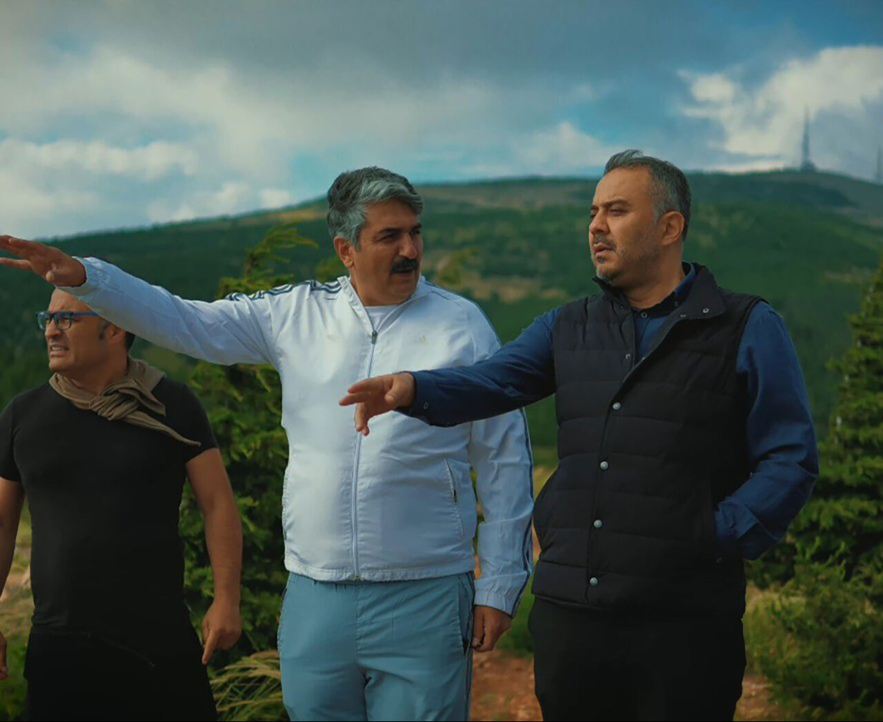 Dünyanın en büyüğü! Dev Türk bayrağı dağa ilmek ilme işleniyor - 1. Resim