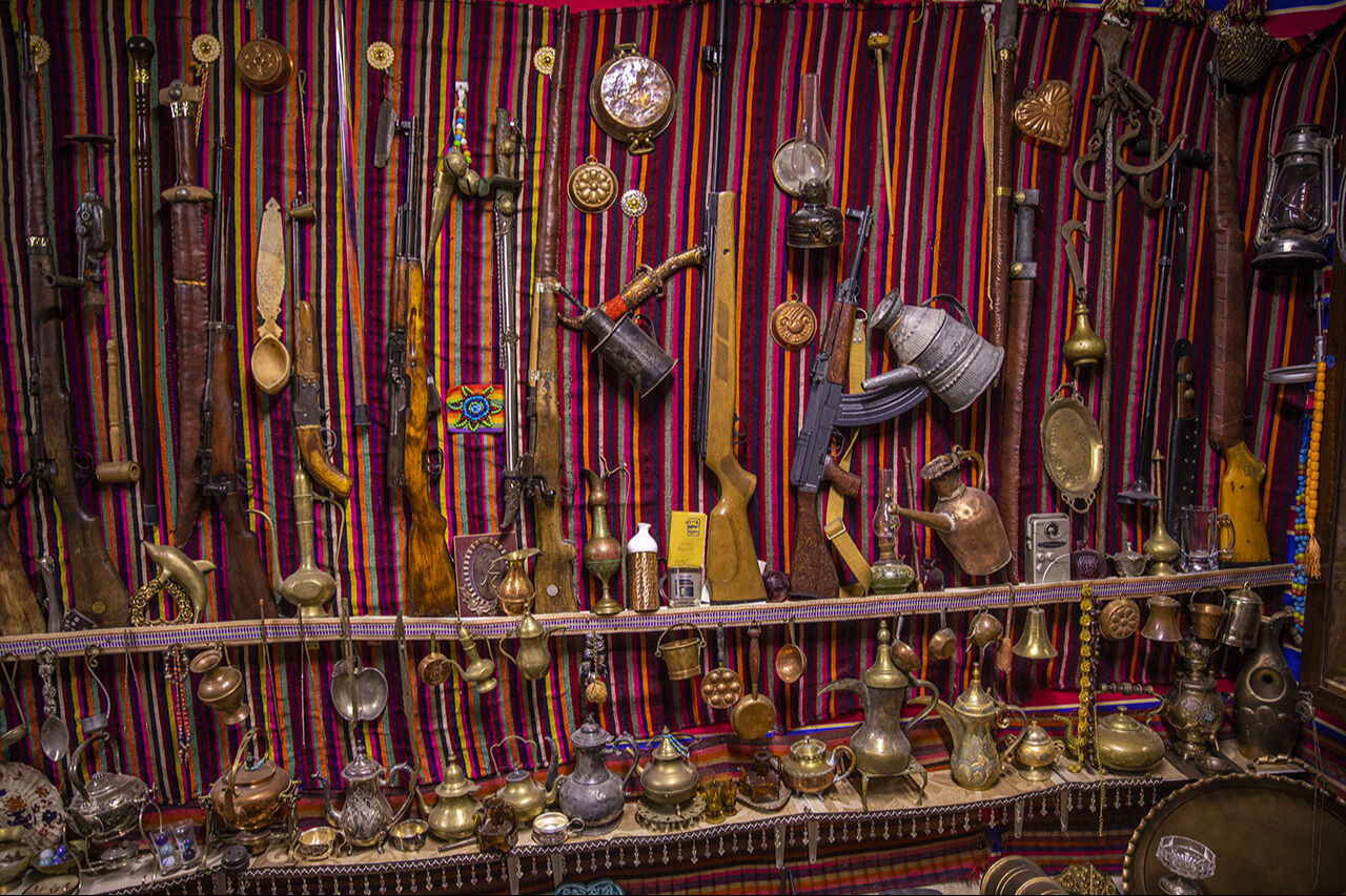 Şehrin tarihi ondan soruluyor! Yarım asırdır eşya toplayan adamın ev müzesini görenler hayret ediyor - 5. Resim