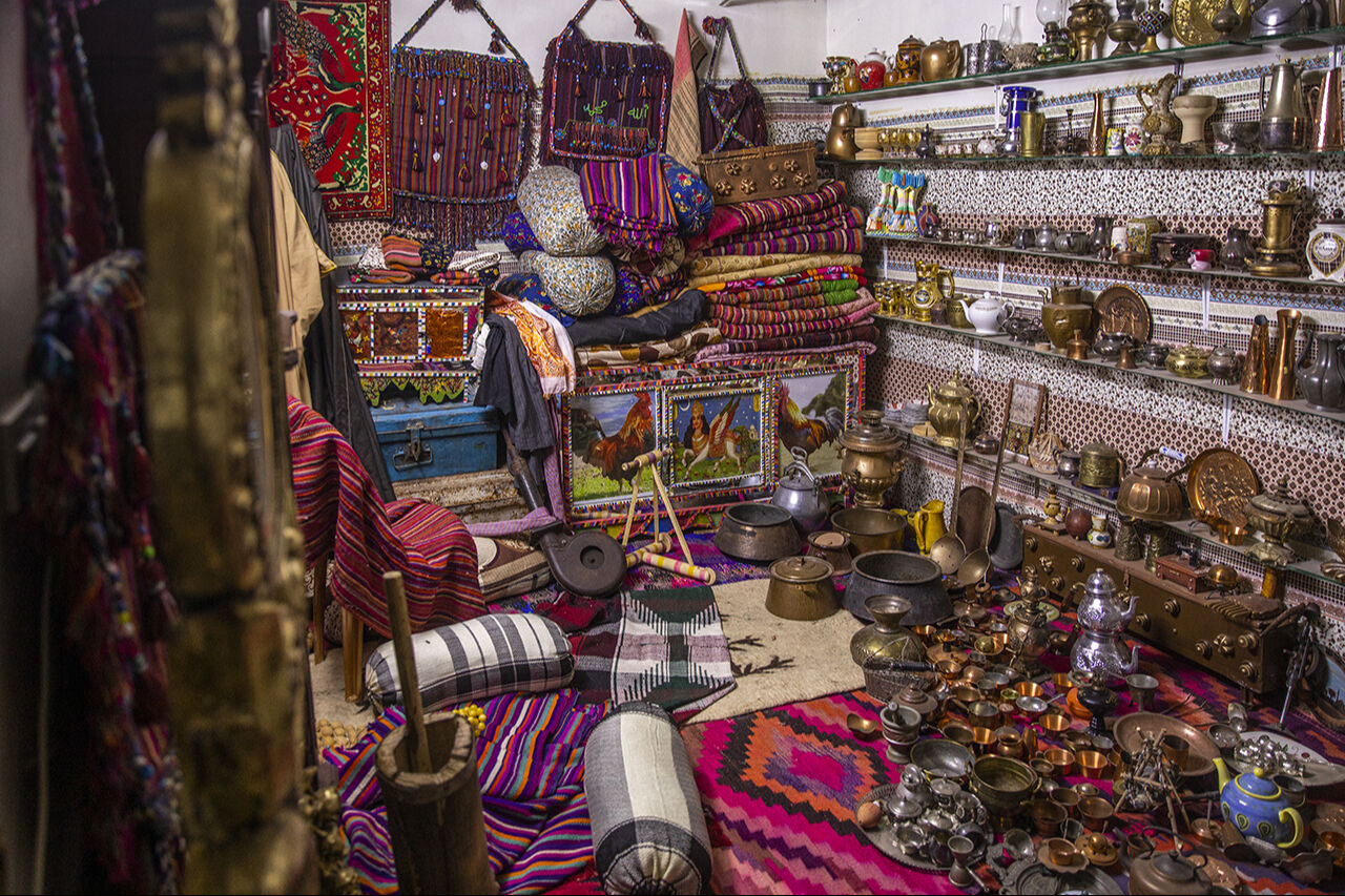 Şehrin tarihi ondan soruluyor! Yarım asırdır eşya toplayan adamın ev müzesini görenler hayret ediyor - 13. Resim