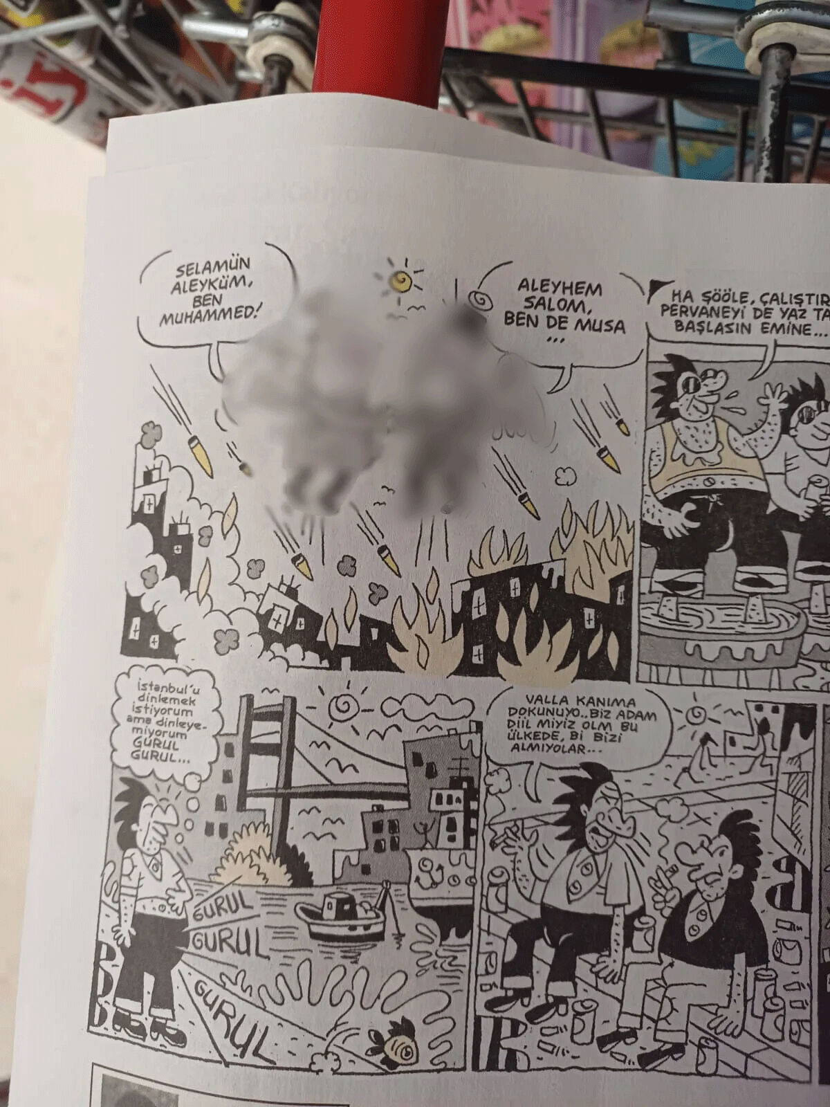 Yine Leman yine skandal! Peygamber Efendimizi bombalarla çizdiler, soruşturma başlatıldı - 1. Resim