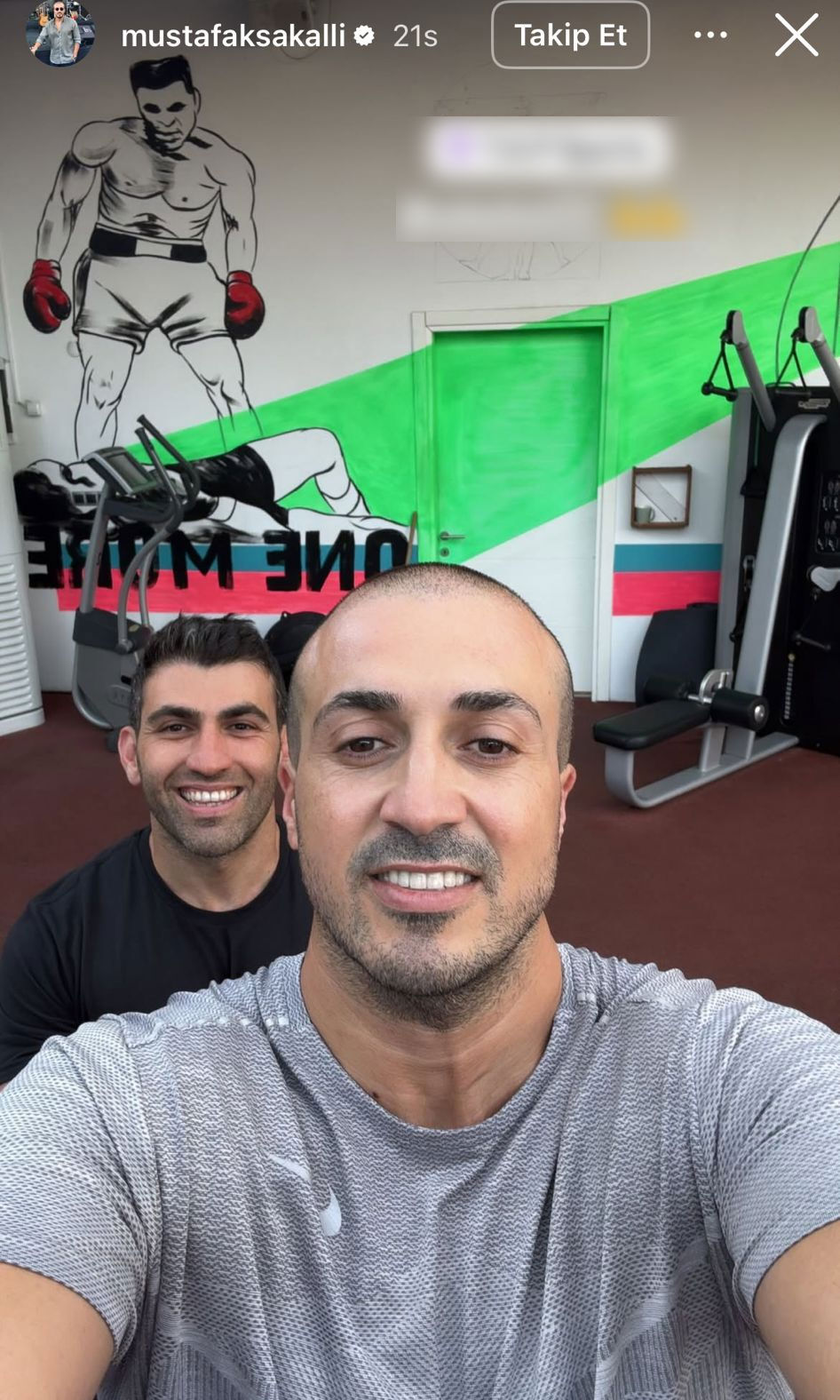 2 yıllık evlilik bitmişti… Ezgi Mola ile boşanan Mustafa Aksakallı’dan ilk paylaşım! - 2. Resim