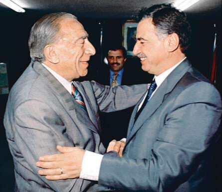Hem soldan vurdular hem sağdan - 4. Resim