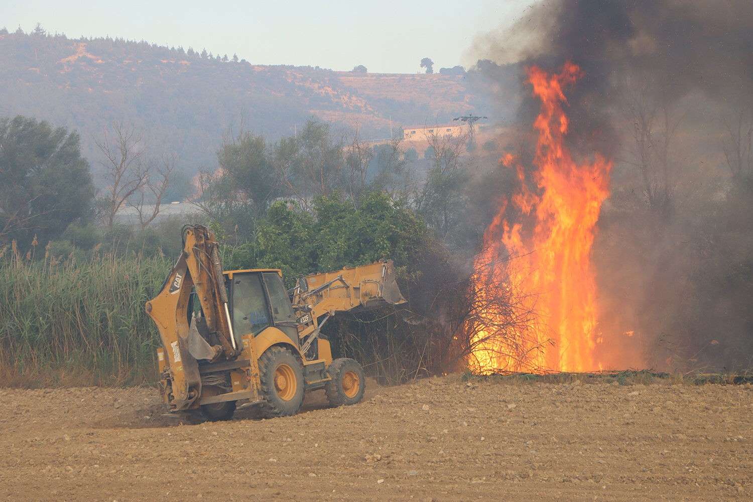 İzmir, Manisa, Hatay... Türkiye yangınlarla mücadele ediyor! Bir kentte 700 futbol sahası kadar alan yandı
