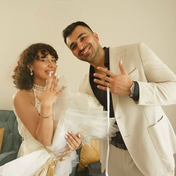 Oyuncu Tuğba Yılmaz nişanlandı! İşte müstakbel eşi.. - 2. Resim