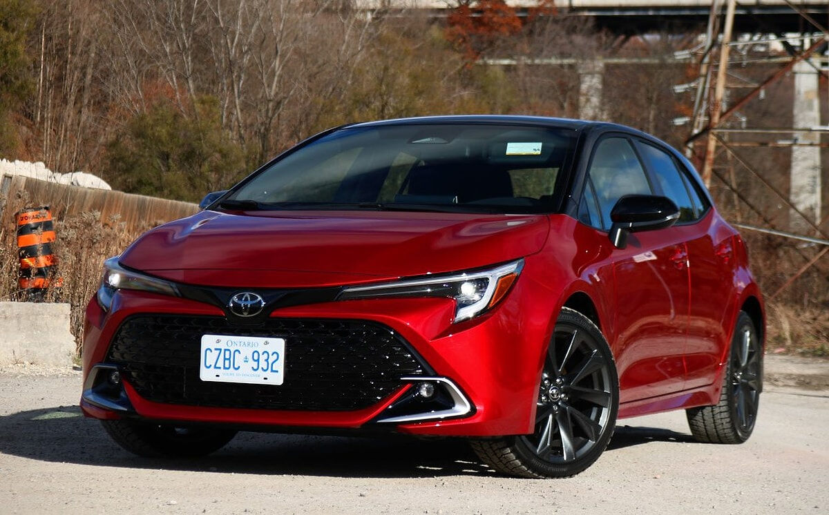 Toyota fiyat listesi Temmuz 2025! Toyota Corolla, Yaris, Cross, Camry, CH-R, RAV4 ve Hillux güncel fiyatları - 5. Resim