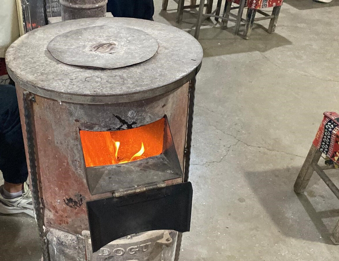 Türkiye sıcaktan kavrulurken, bir ilçemiz kışı yaşıyor: Biz hala ısınamadık - 2. Resim