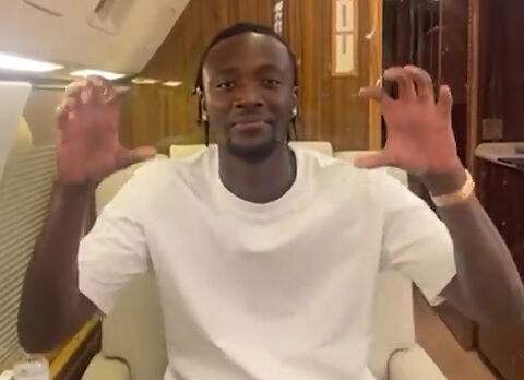 Beşiktaş, yeni golcüsü Abraham'a kavuştu! Yedi yıl önce söz vermişti - 4. Resim