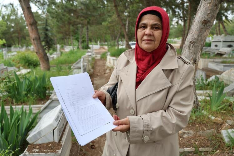 Böyle hikaye ancak filmlerde olur! Çekmediği çile kalmadı, gerçek kimliğine 58 yıl sonra kavuştu Böyle hikaye ancak filmlerde olur! Çekmediği çile kalmadı, gerçek kimliğine 58 yıl sonra kavuştu - 1. Resim