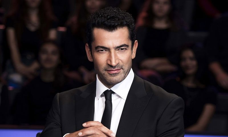 Kenan İmirzalıoğlu ‘A.B.İ’ dizisiyle dönüyor! Afişi ortaya çıktı, kanalı da belli… - 1. Resim