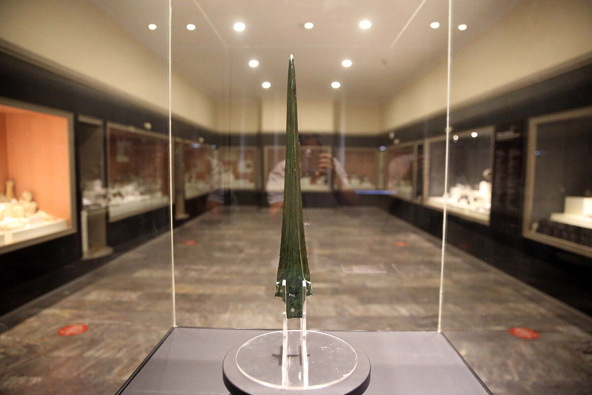 Kılıçlar, sikkeler, heykeller... Türkiye bu tarihi eserleri ilk defa görüyor! 102 sergi başladı - 5. Resim