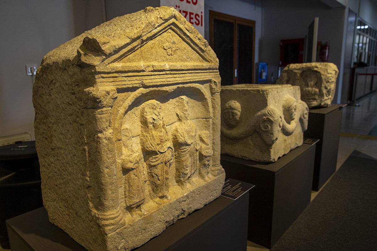 Kılıçlar, sikkeler, heykeller... Türkiye bu tarihi eserleri ilk defa görüyor! 102 sergi başladı - 10. Resim