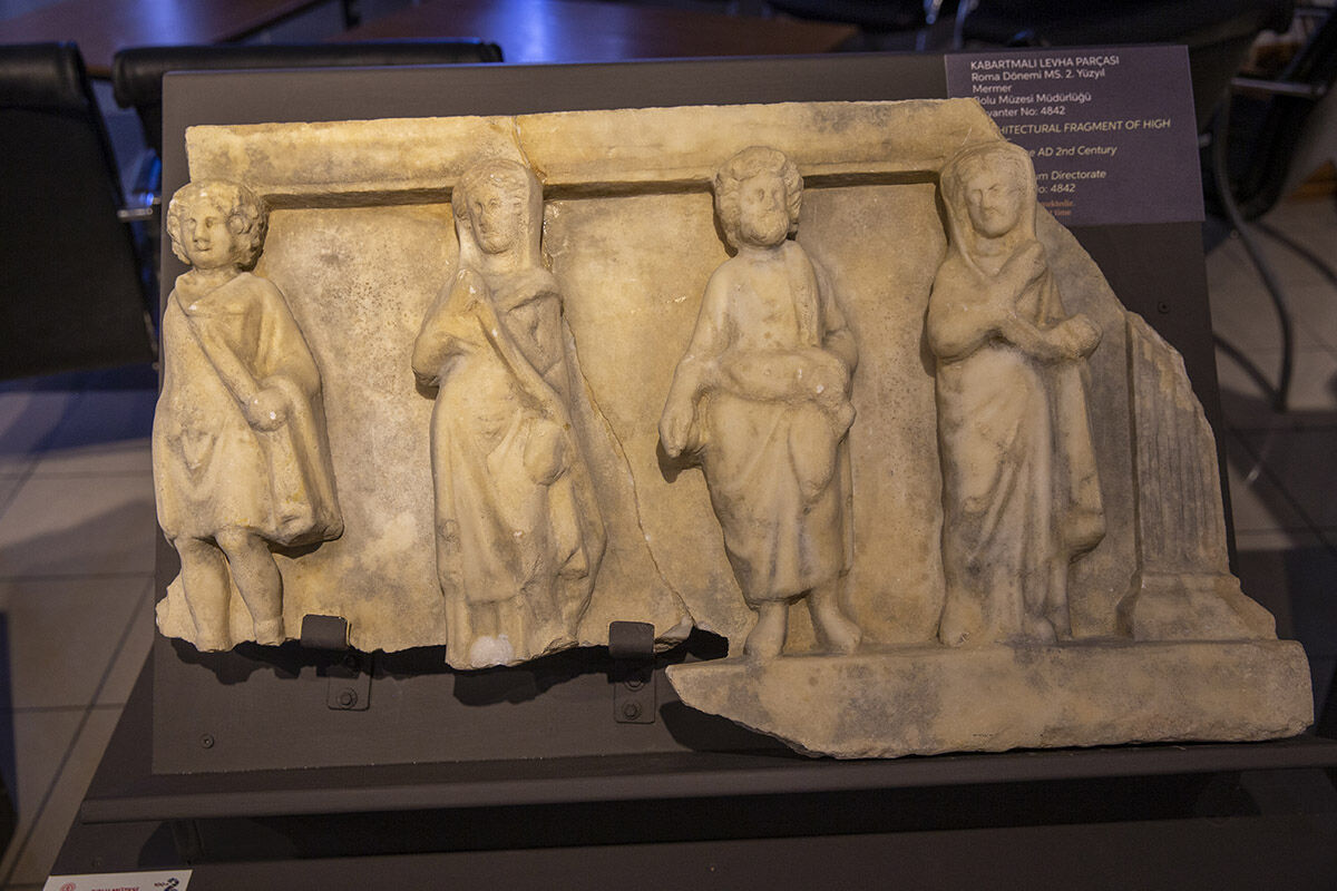 Kılıçlar, sikkeler, heykeller... Türkiye bu tarihi eserleri ilk defa görüyor! 102 sergi başladı - 17. Resim