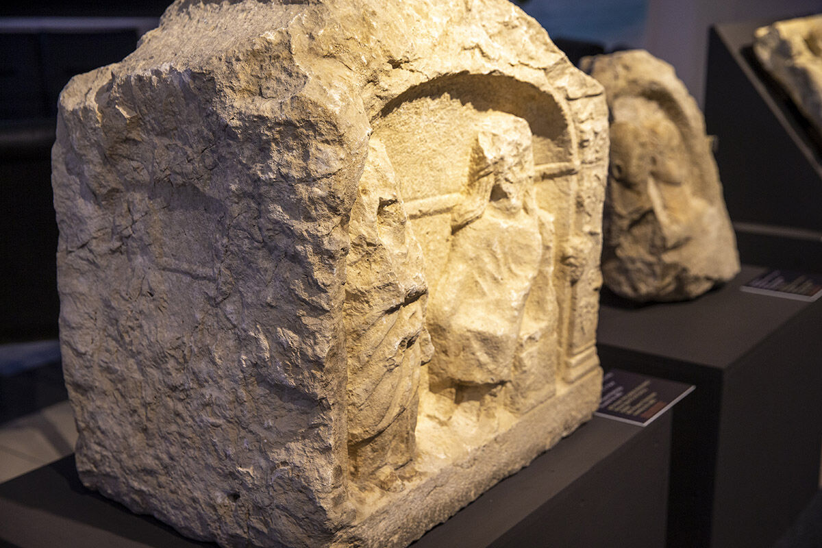 Kılıçlar, sikkeler, heykeller... Türkiye bu tarihi eserleri ilk defa görüyor! 102 sergi başladı - 9. Resim