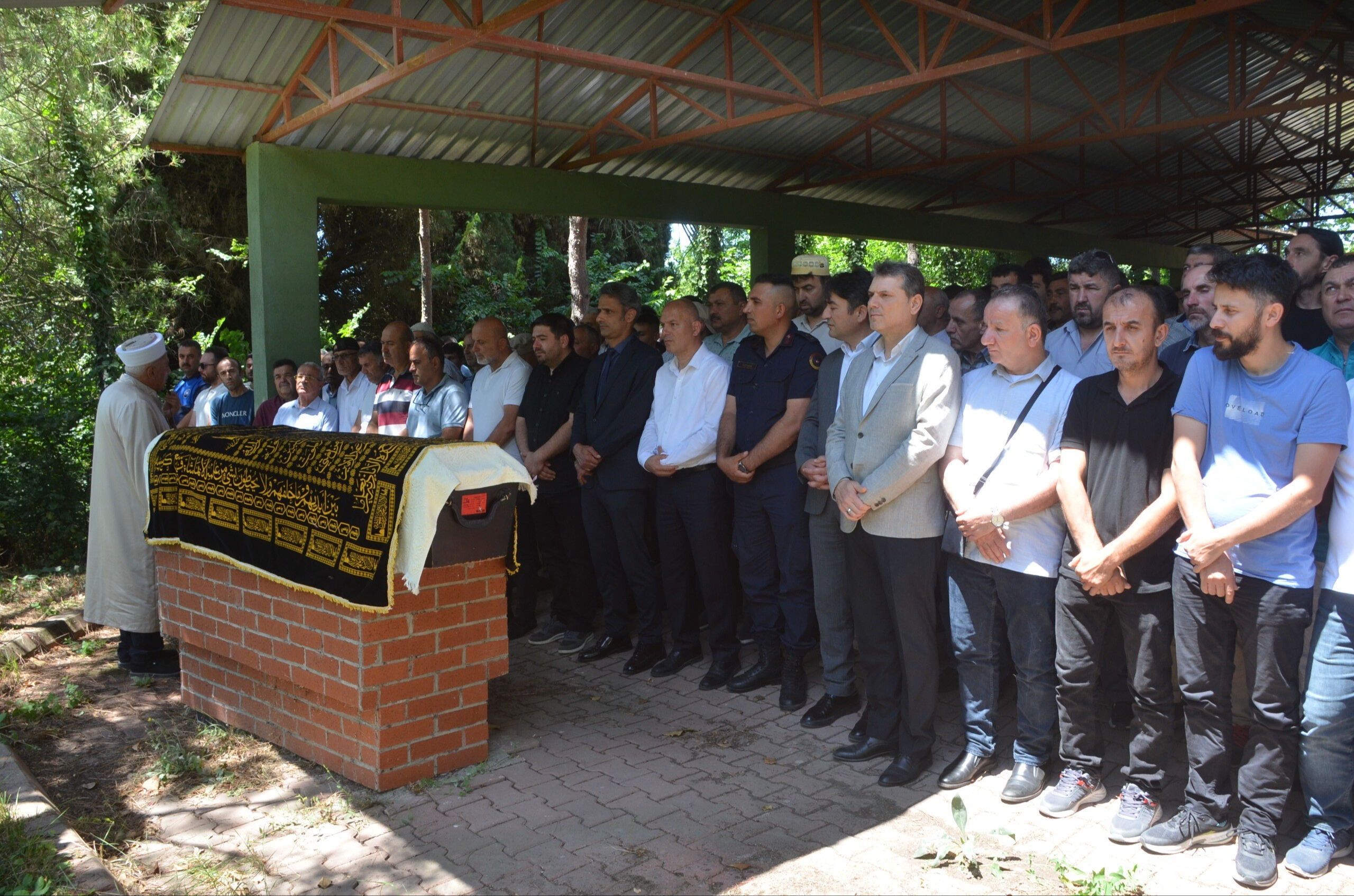 Muhtarın kahreden ölümü! Yolda yürürken fenalaştı, hastanede can verdi - 1. Resim