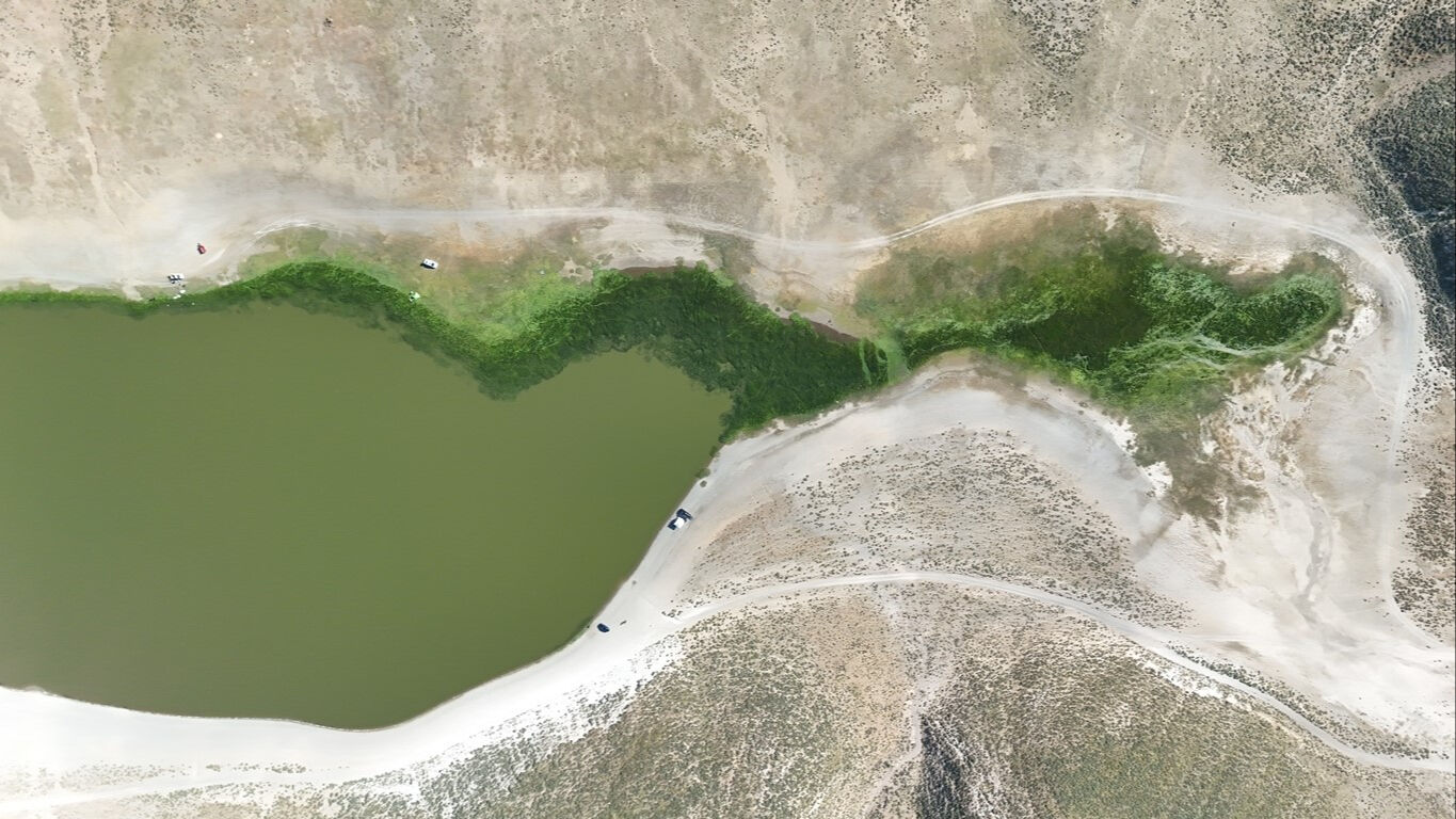 Ünlü göl kurumaya başladı, görenler tanıyamadı! İşte Kalp Gölü'nün son hali Ünlü göl kurumaya başladı, görenler tanıyamadı! İşte Kalp Gölü'nün son hali - 4. Resim