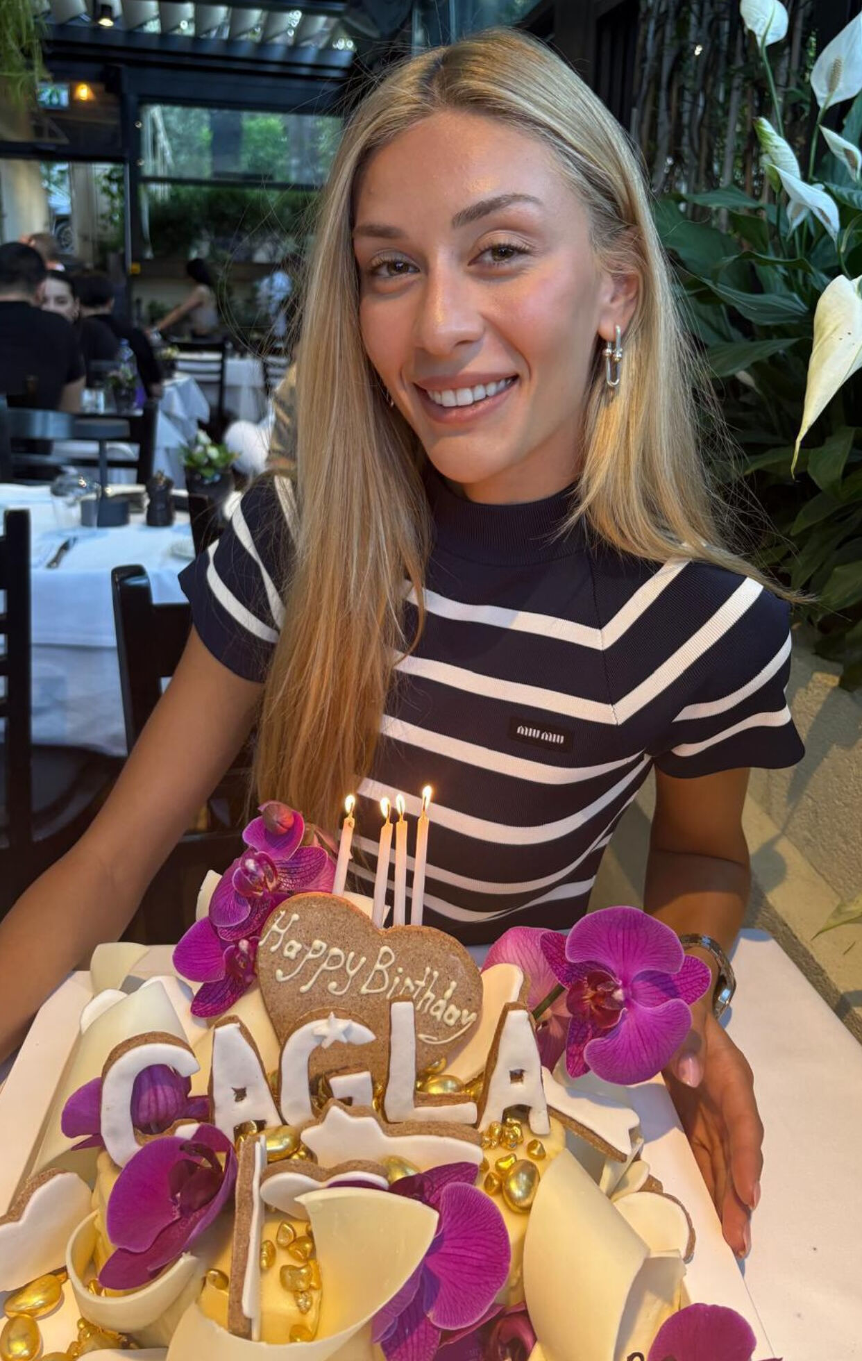 Acun Ilıcalı eşinin doğum gününde sevgisini haykırdı: Yüzün hep gülsün - 3. Resim