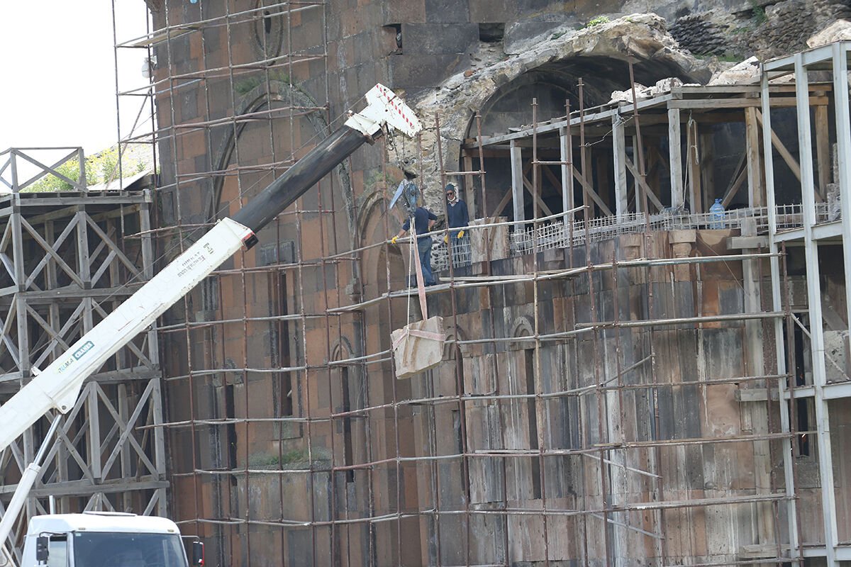 Anadolu'nun Müslüman toprağı oluşu burada tescillendi! İlk cuma namazı kılınan Fethiye Cami ayağa kaldırılıyor - 5. Resim