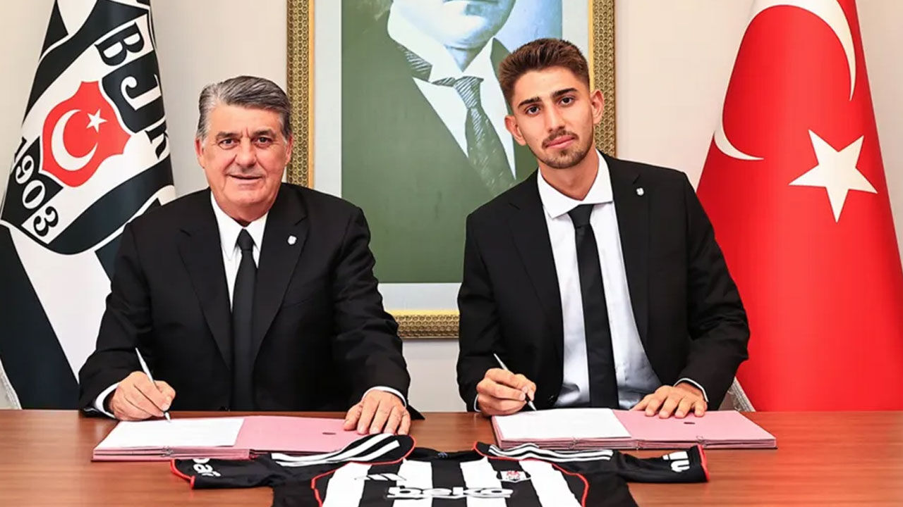 Beşiktaş, Demir Ege Tıknaz'la masaya oturdu - 1. Resim