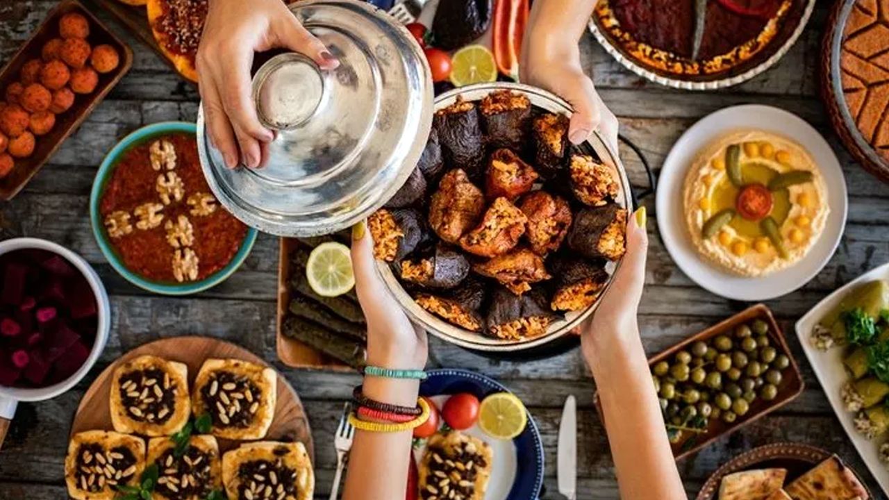 Biri 18, diğeri 24. sırada! "Dünyanın En İyi 100 Yemek Şehri" listesine Türkiye'den 2 il girdi Biri 18, diğeri 24. sırada! "Dünyanın En İyi 100 Yemek Şehri" listesine Türkiye'den 2 il girdi