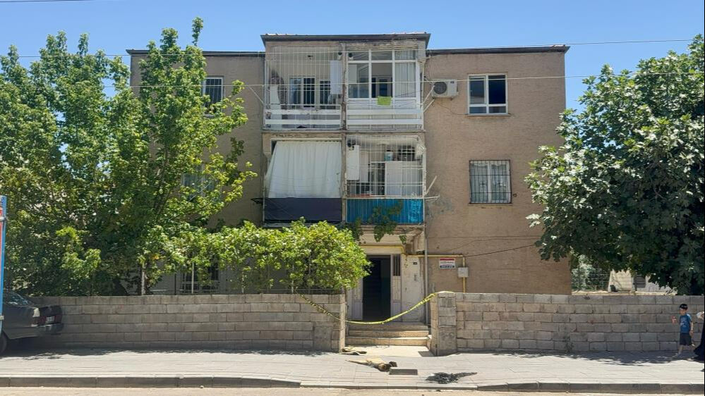 Gaziantep'te baba dehşeti! Ailesini benzin döküp yaktı: Öyle intihar edilmez - 4. Resim