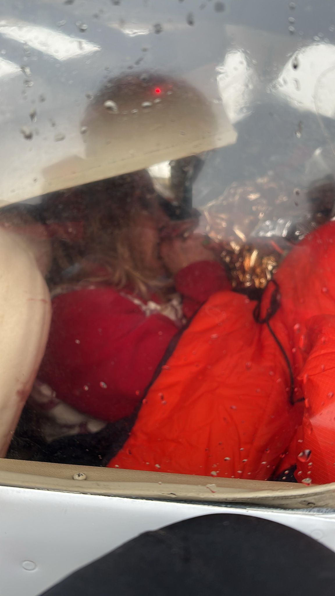 Hicran Kaya'nın sağlık durumu nasıl? Düşen uçağın enkazından sağ çıkarıldı, Erzurum'a kaldırıldı - 4. Resim