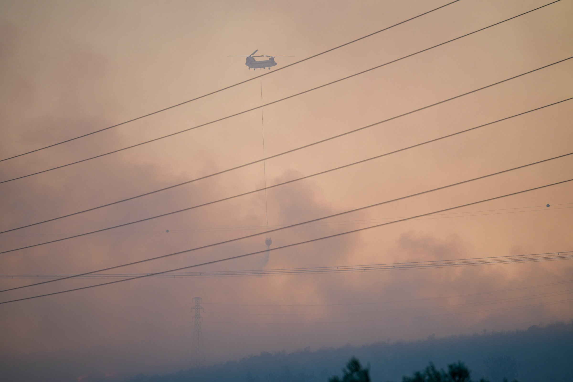 İzmir'de orman yangını devam ediyor mu? Çeşme ve Ödemiş yangınında son durum - 3. Resim
