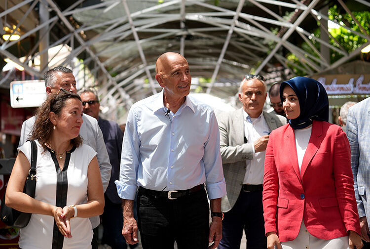 'Türkiye için en iyi sistem Osmanlı millet sistemidir!' ABD Ankara Büyükelçisi Barrack'tan övgü dolu sözler - 1. Resim