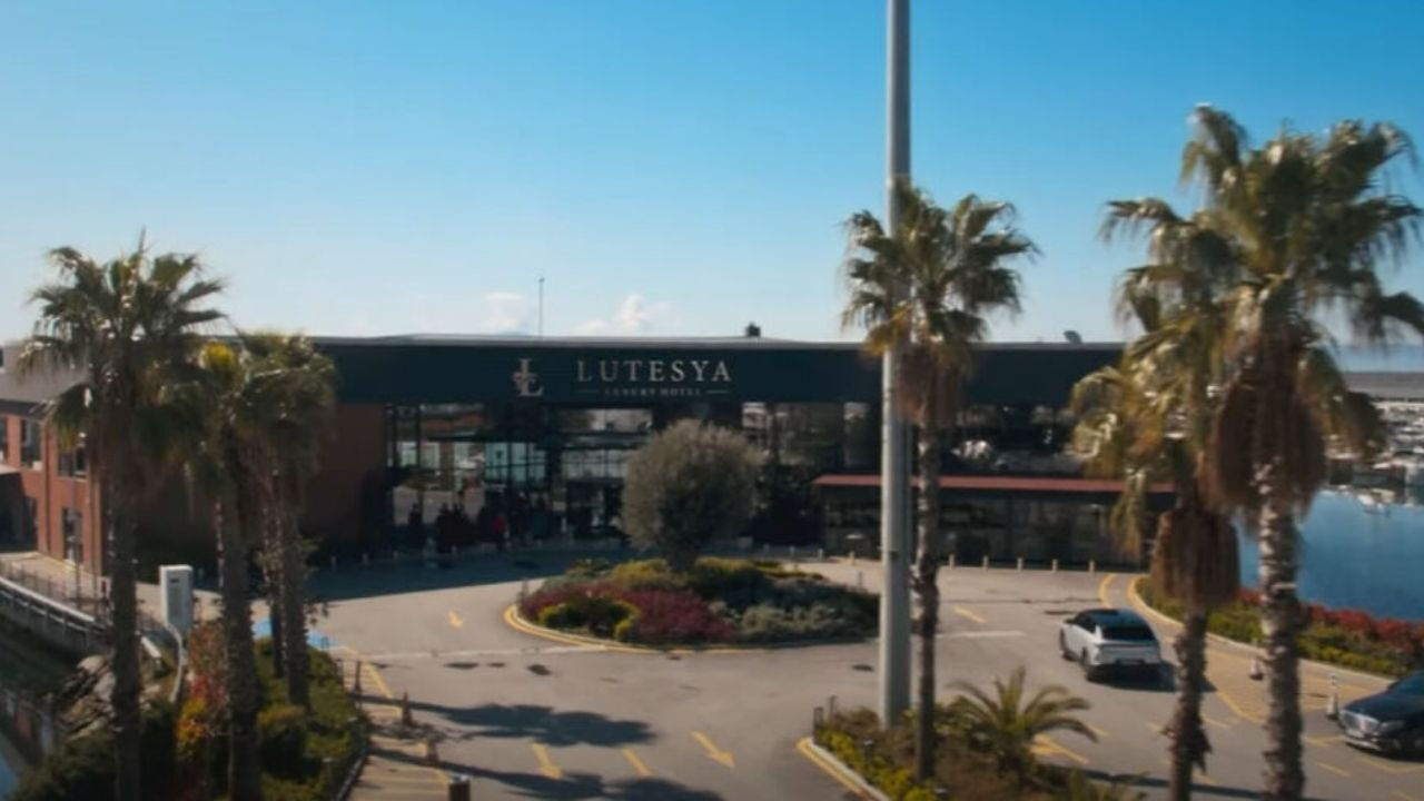 Çift Kişilik Oda nerede, hangi otelde çekiliyor? - 2. Resim