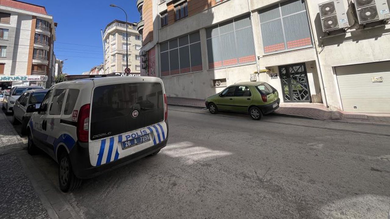 Eskişehir'de korkutan ihbar: 10 günlük bebek buldum! Gerçek bambaşka çıktı Eskişehir'de korkutan ihbar: 10 günlük bebek buldum! Gerçek bambaşka çıktı