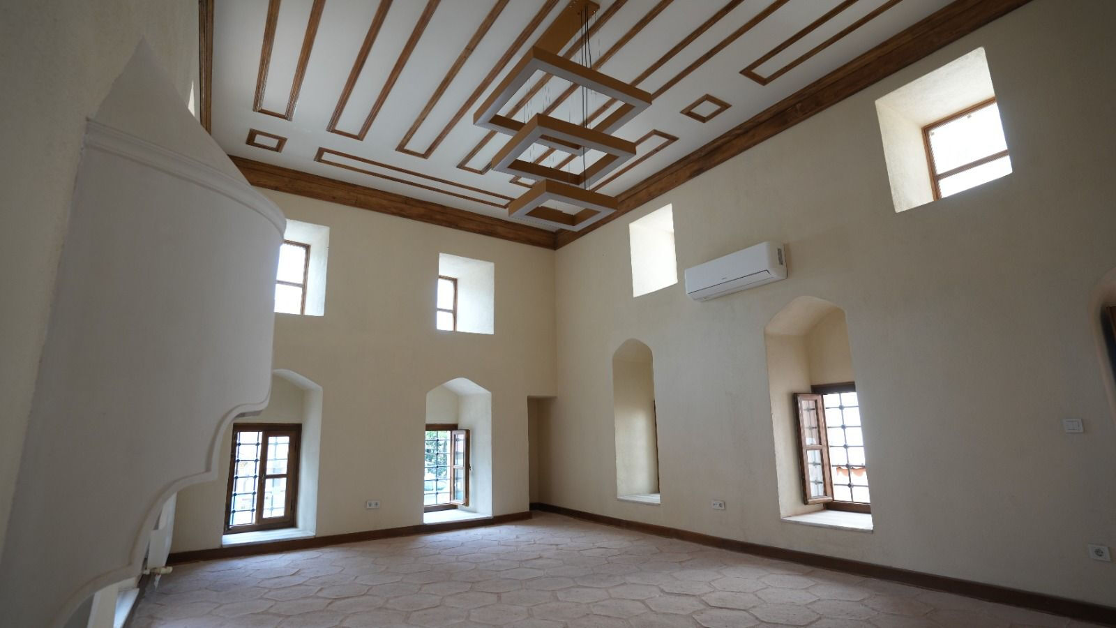 Görenler tanıyamadı! Fatih’te asırlık mektep yeniden hayat buldu - 2. Resim