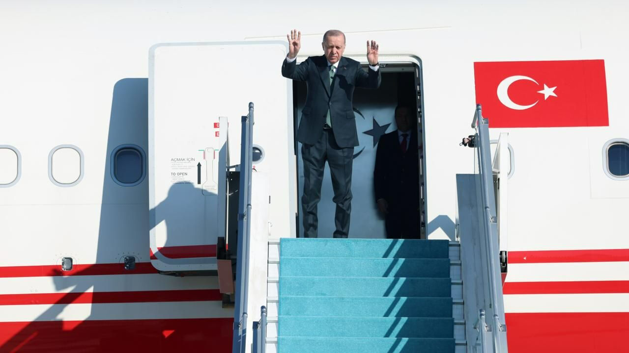 Hankendi'de kritik zirve! Cumhurbaşkanı Erdoğan, Azerbaycan'a gitti - 1. Resim