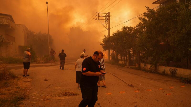 İzmir yangını neden çıktı? 4 Temmuz Buca Ödemiş ve Çeşme yangınlarından son durum - 2. Resim