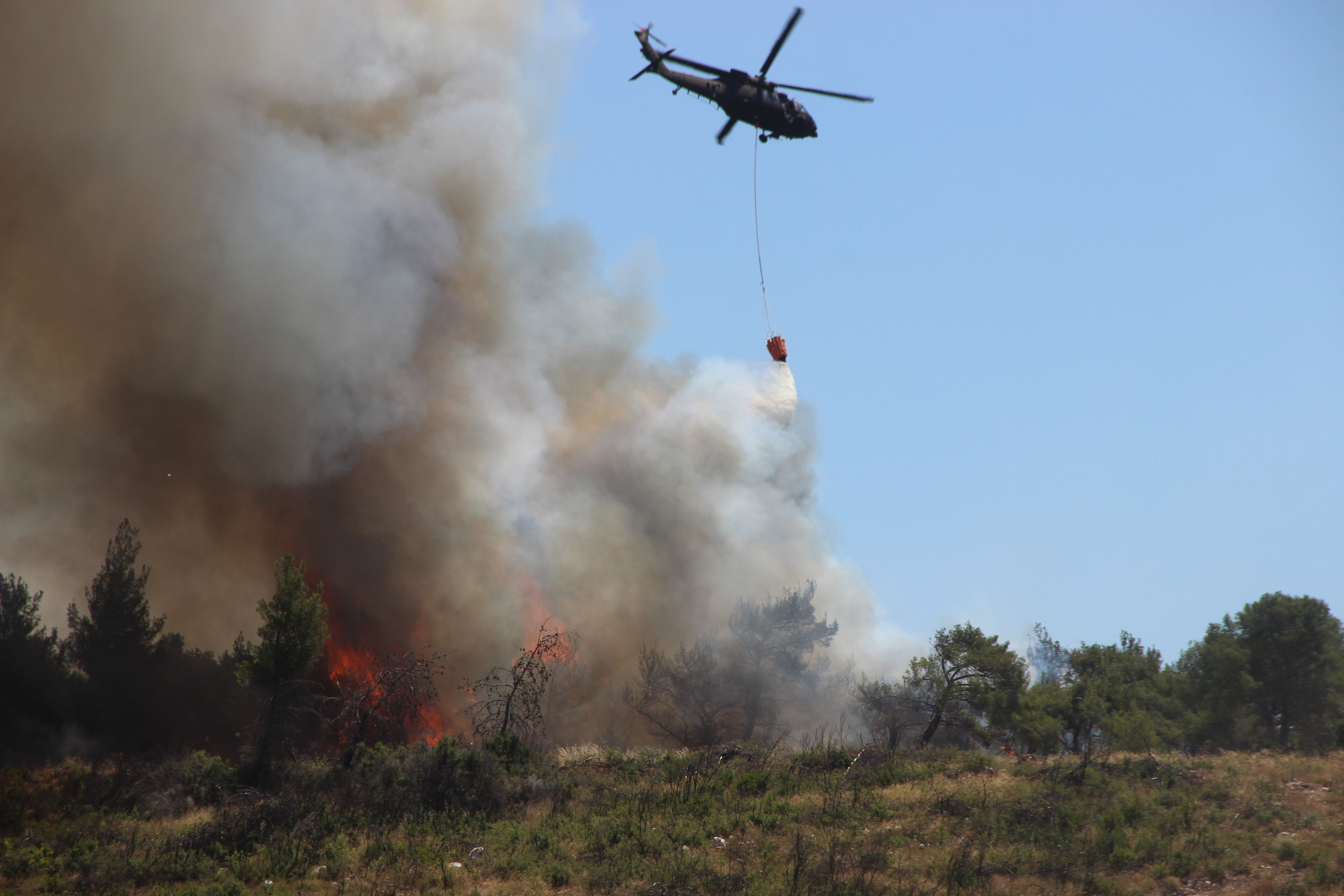 İzmir yangınında son durum... Bakan duyurdu! Çeşme, Buca ve Ödemiş kontrol altında