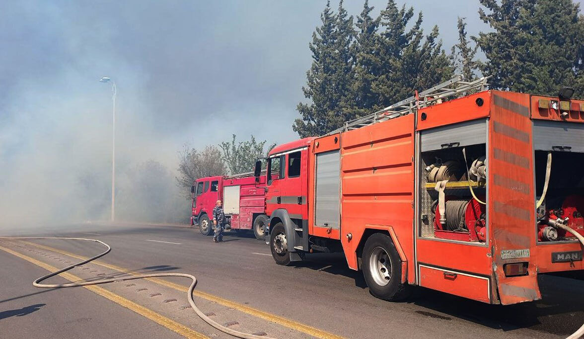 Suriye Cumhurbaşkanlığı Sarayı yakınlarında yangın! Alevler yükseliyor - 2. Resim