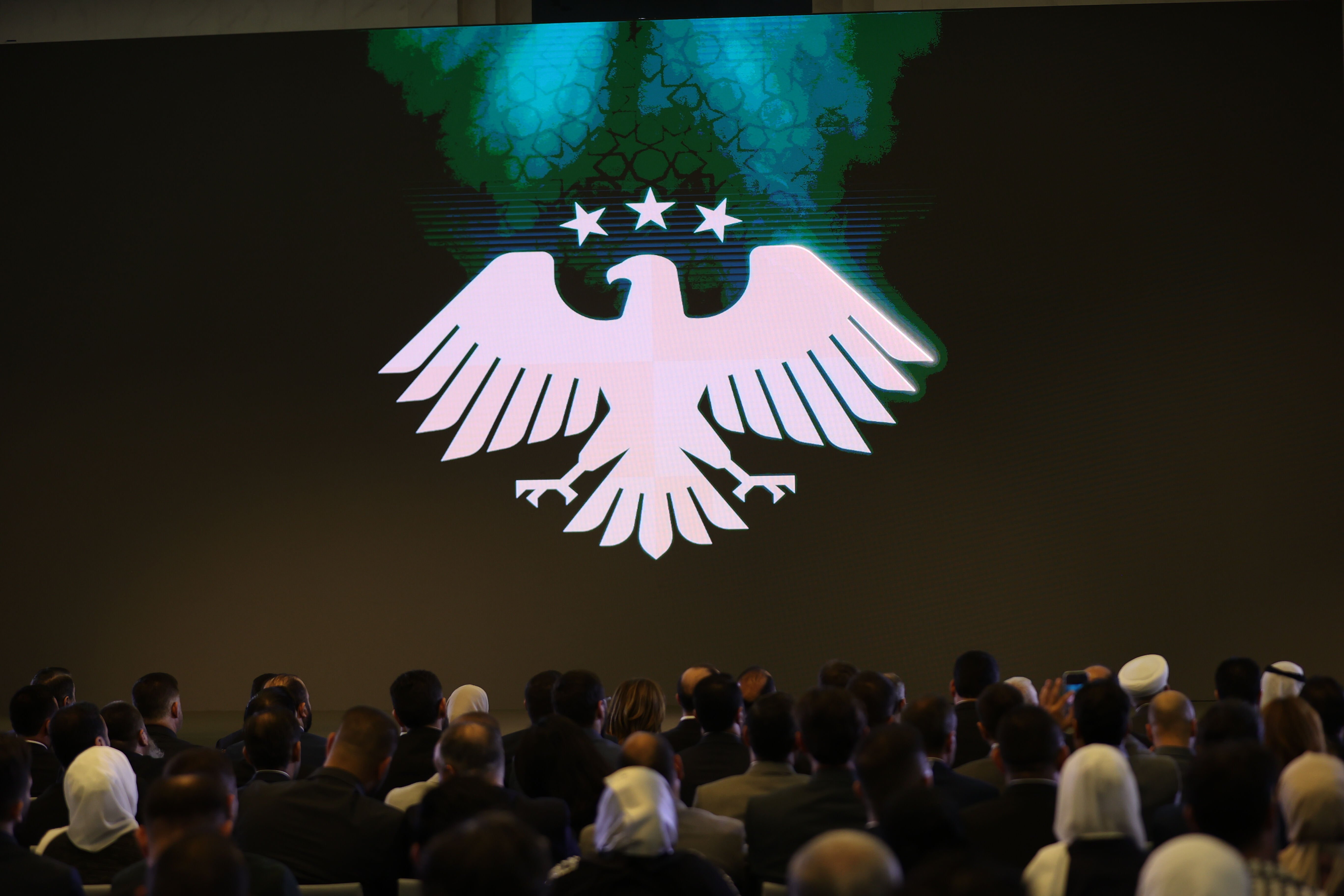 Suriye yeni ulusal logosunu tanıttı! Pasaporttan mühüre her şey değişecek - 1. Resim