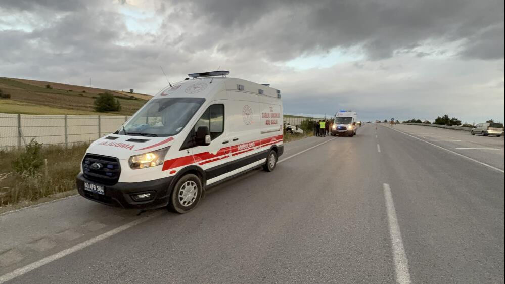 Tokat'ta trafik kazası: Ters dönen otomobilden sağ kurtuldular - 2. Resim