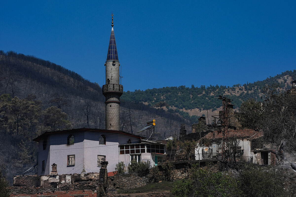 Yürekleri dağlayan manzara! Hayalet köye dönen Tosunlar tanınmaz hale geldi, köylüler zararın bedelini anlattı - 9. Resim