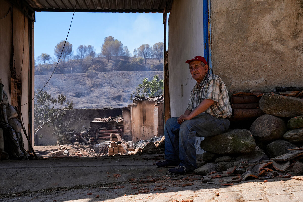 Yürekleri dağlayan manzara! Hayalet köye dönen Tosunlar tanınmaz hale geldi, köylüler zararın bedelini anlattı - 4. Resim
