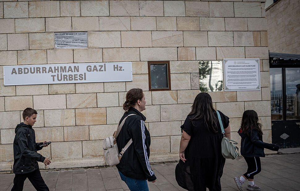 300 yıllık türbede çalışmalar başladı... Tarihi mekan ayağa kaldırılacak 300 yıllık türbede çalışmalar başladı... Tarihi mekan yeniden ayağa kaldırılacak - 13. Resim