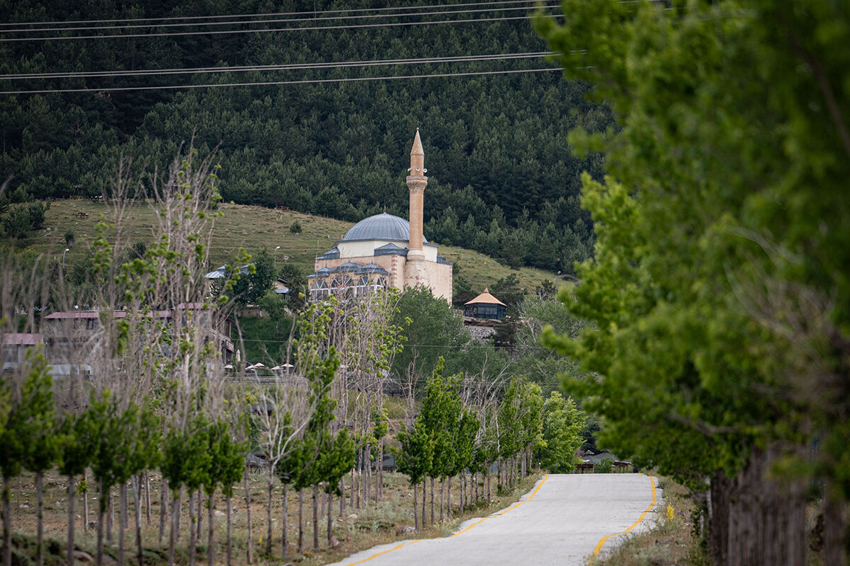 300 yıllık türbede çalışmalar başladı... Tarihi mekan ayağa kaldırılacak 300 yıllık türbede çalışmalar başladı... Tarihi mekan yeniden ayağa kaldırılacak - 11. Resim