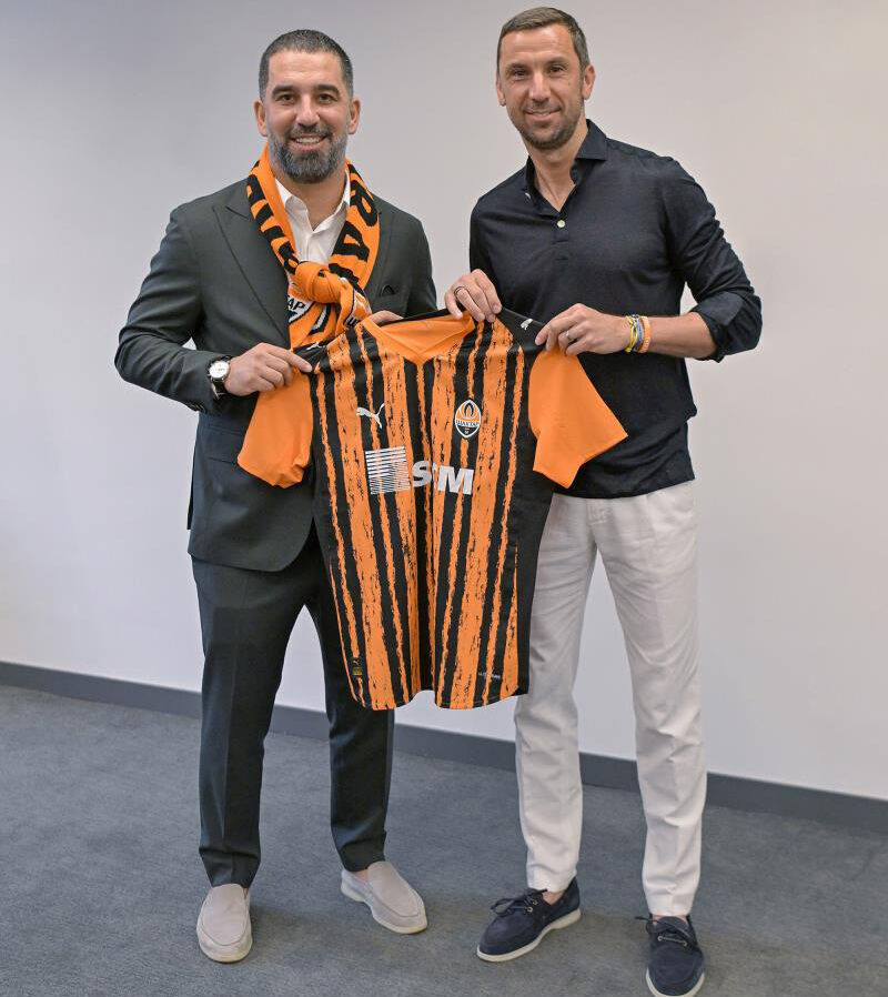 Arda Turan, Shakhtar Donetsk'le ilk maçında şaştı kaldı!