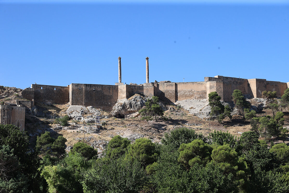 Bulunan yazıt çözülemedi! Urfa'da heyecanlandıran keşif... Kaya mezarı bulundu - 8. Resim
