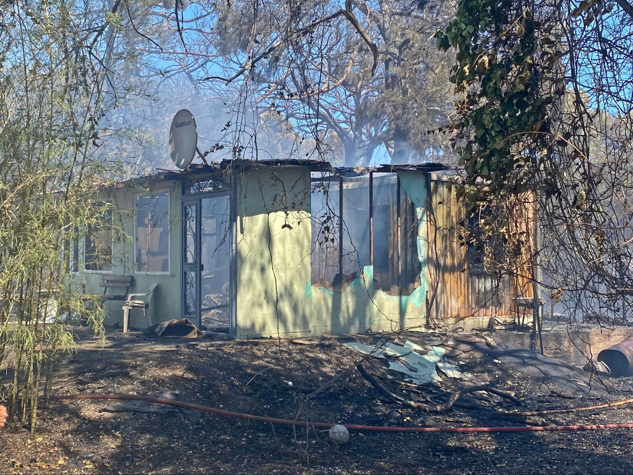 Kimi ağladı, kimi canını hiçe saydı... Antalya'daki yangında hüzünlendiren anlar - 2. Resim