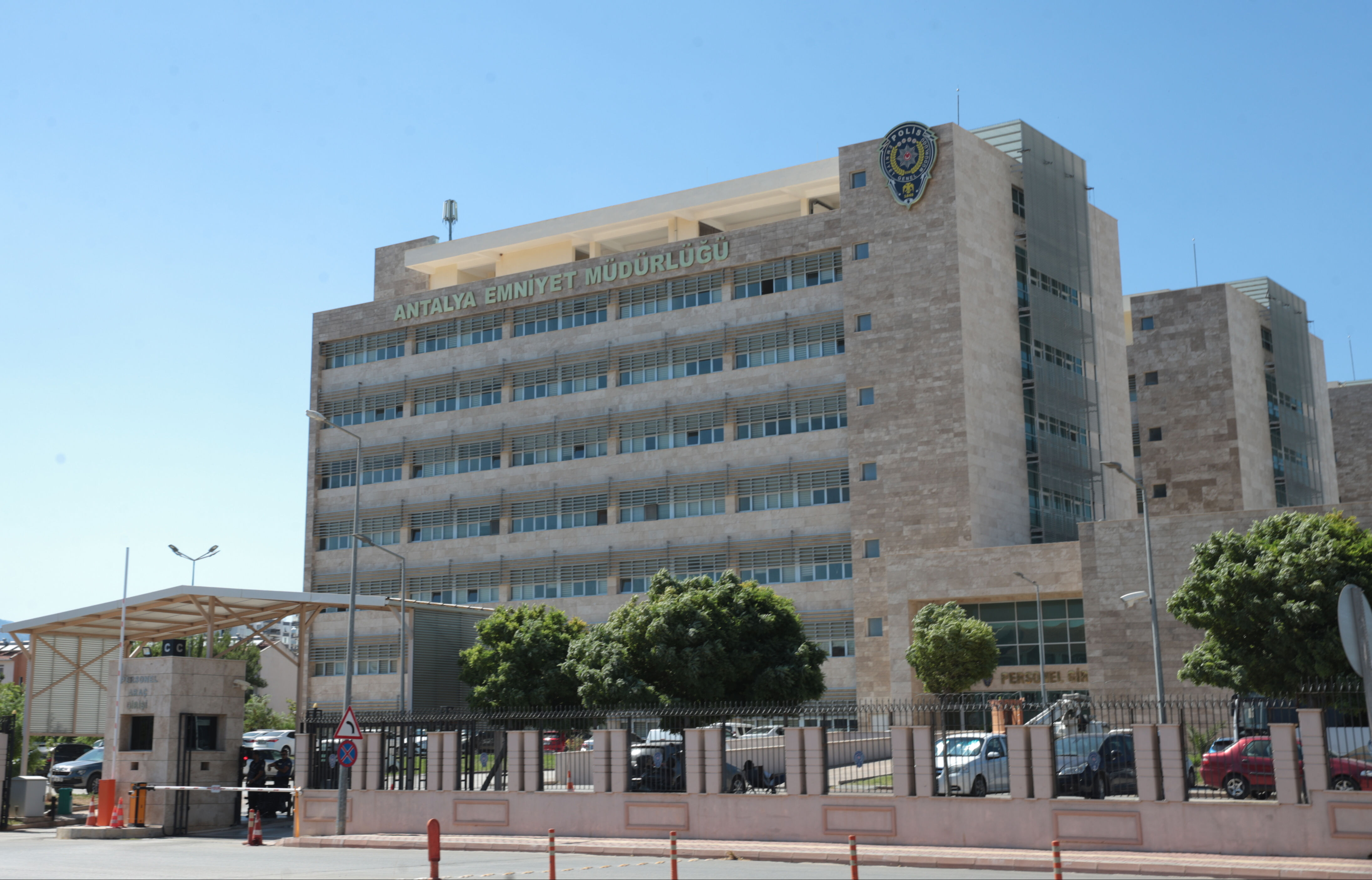 Muhittin Böcek tutuklama talebiyle mahkemeye sevk edildi - 1. Resim