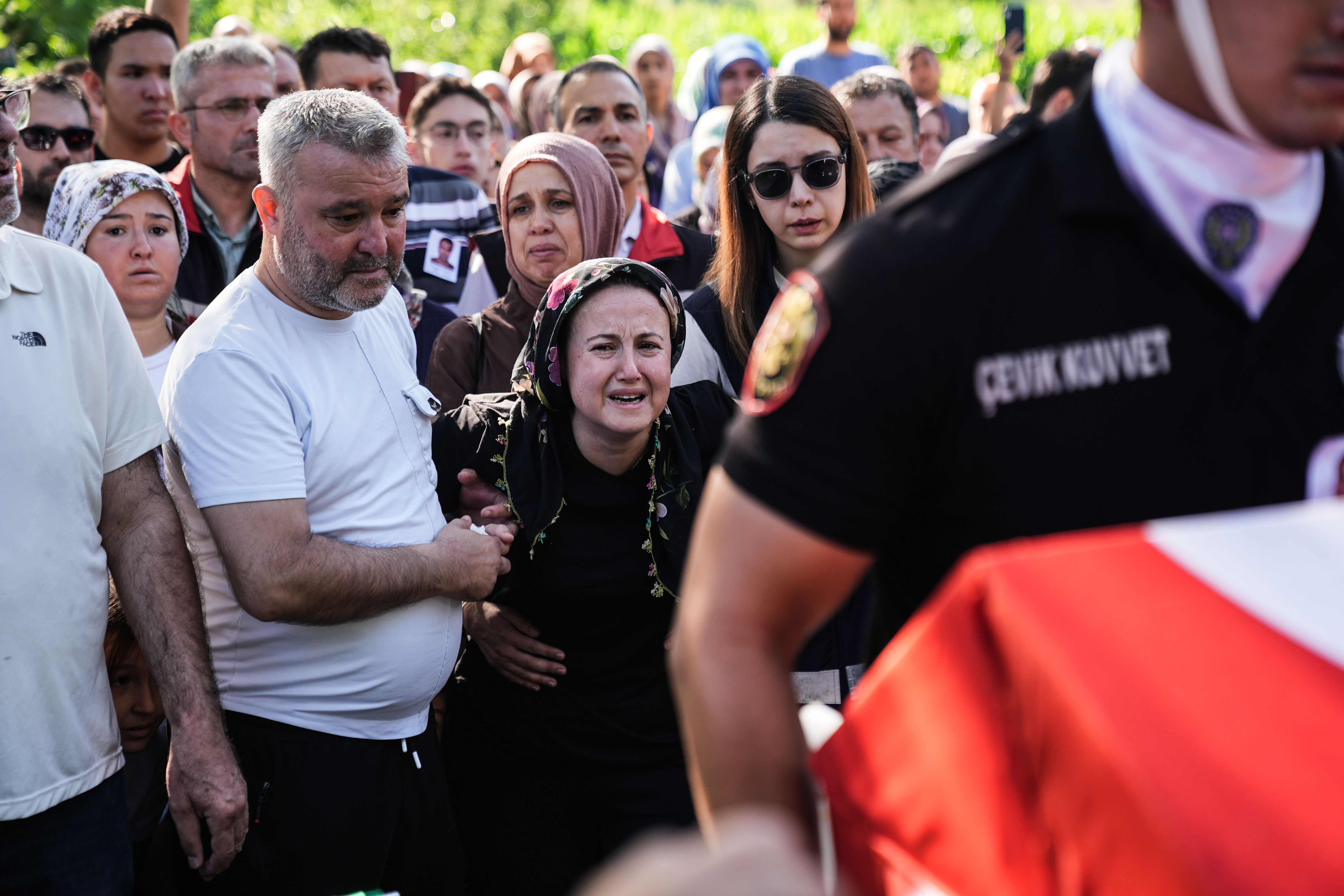 Orman şehidi için son vazife, feryatlar yürekleri dağladı! Yumaklı: 