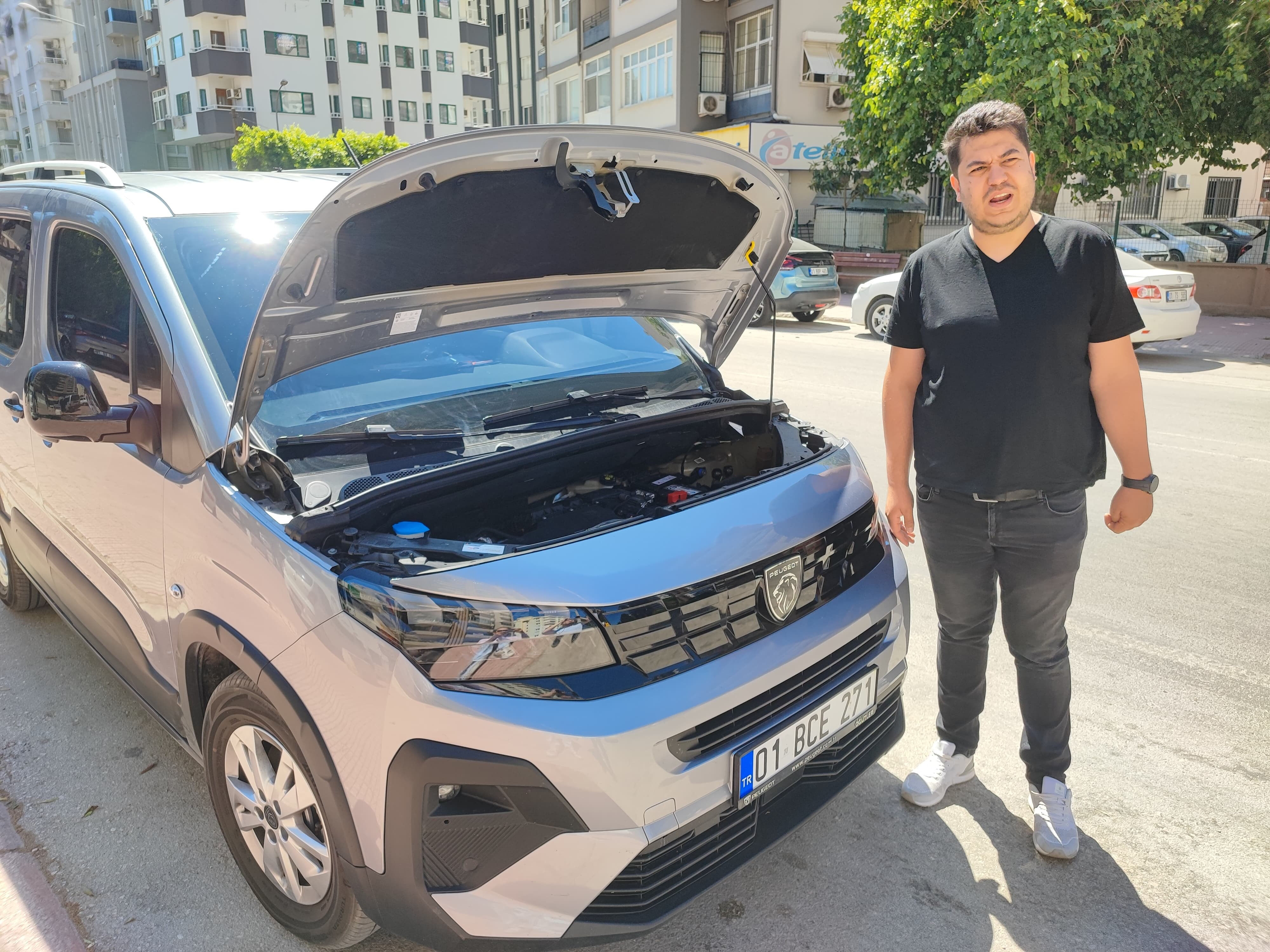 Sıfır otomobil aldı, hayatının şokunu yaşadı! Ekspertiz raporunu görünce soluğu mahkemede aldı - 1. Resim