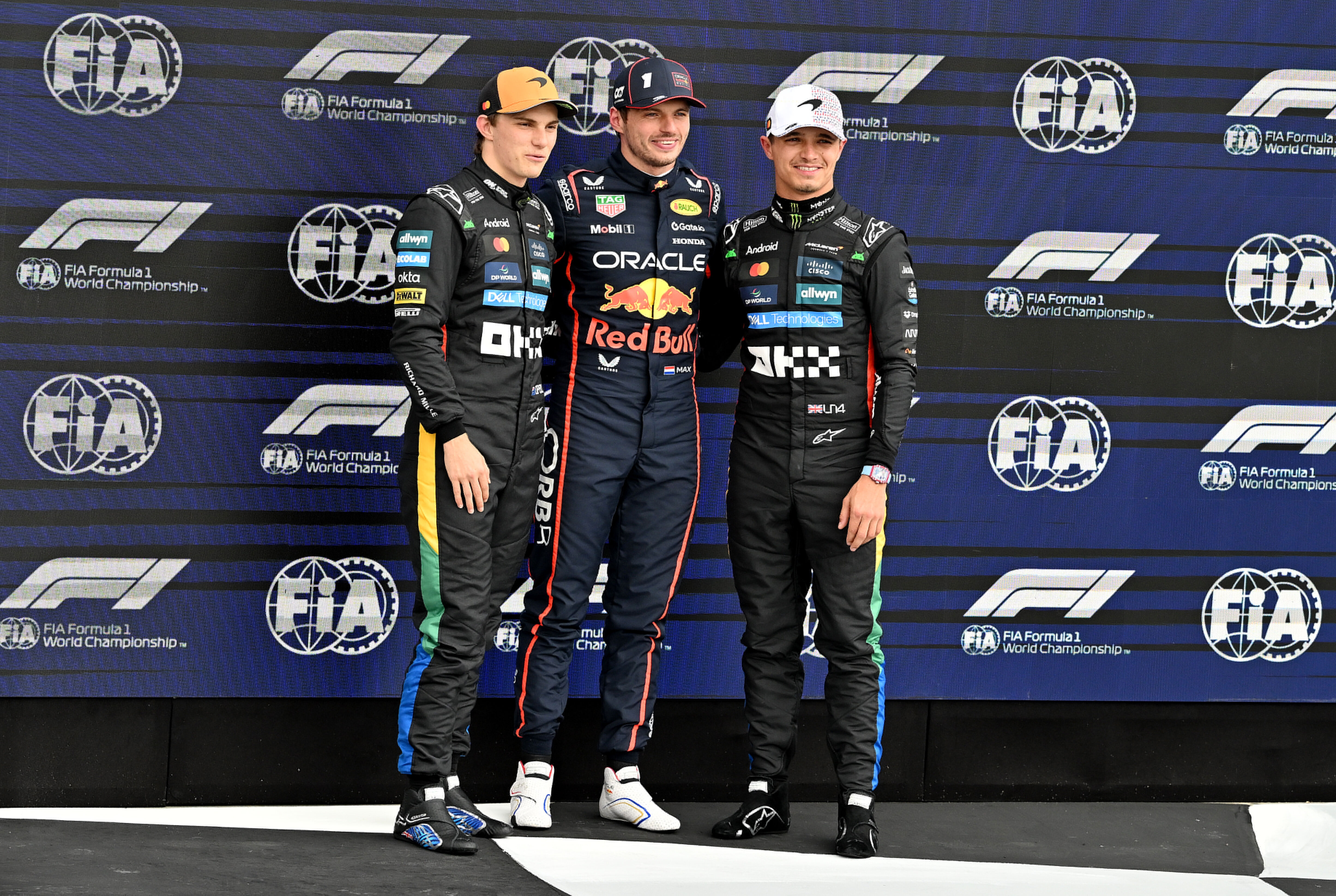 Verstappen, Büyük Britanya'da pole pozisyonunu aldı - 1. Resim