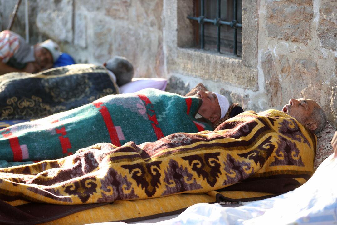 Yerlerde yattılar, çadırlarda kaldılar... Hepsinin amacı ortak! 1982'den beri... - 3. Resim